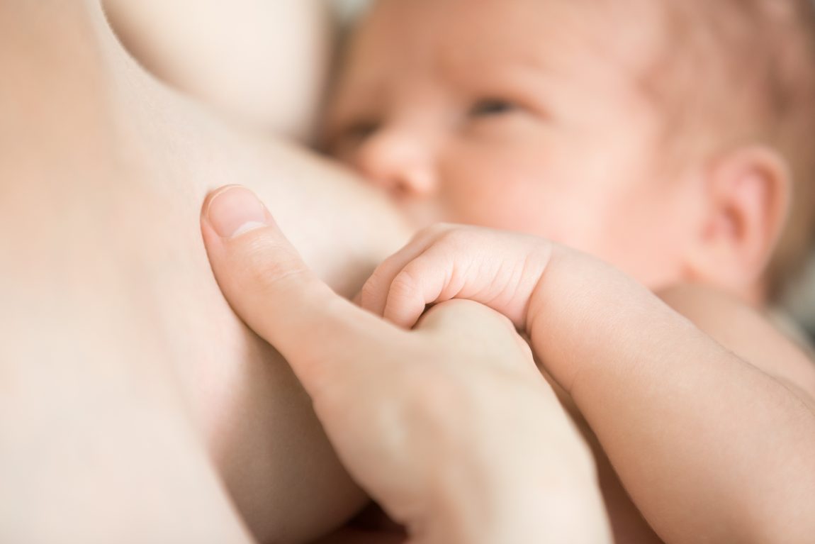 Benefícios do leite materno para o bebê